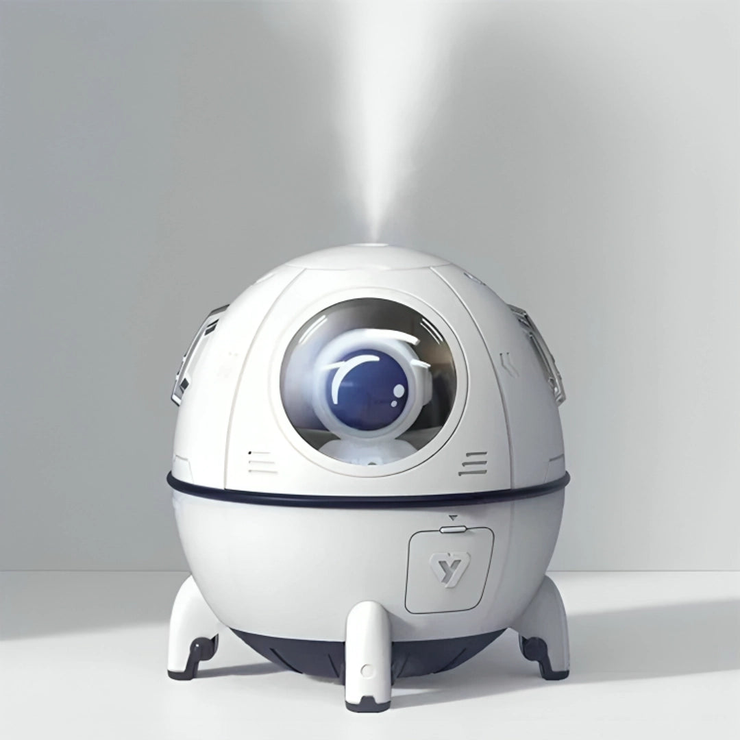 Astronaut Humidifier